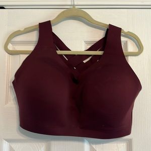 New lululemon sports bra